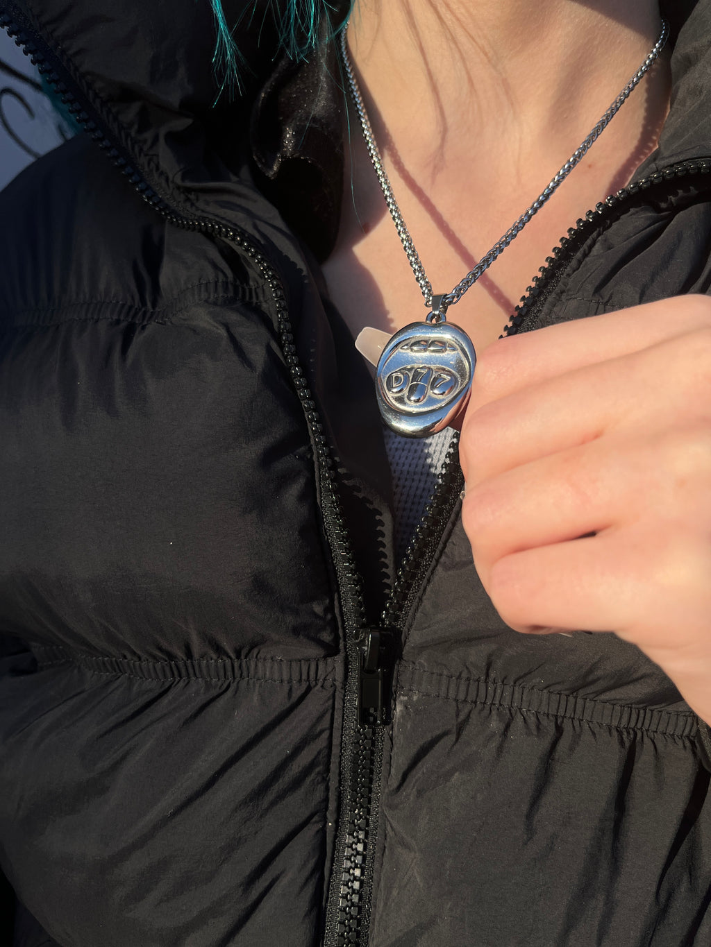 "77 Addict" Chain Vol.1